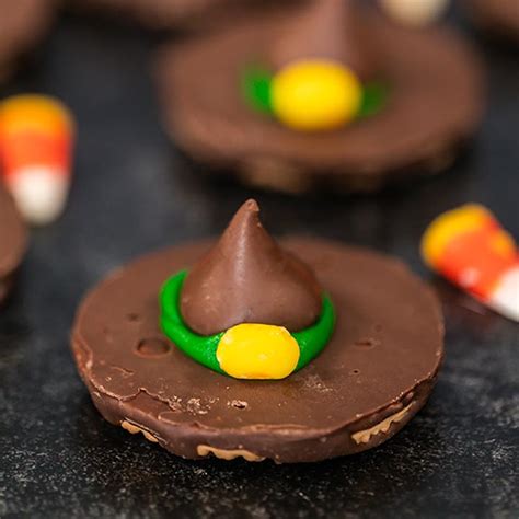 Easy Halloween Baking: Black Magic Hat Cookies